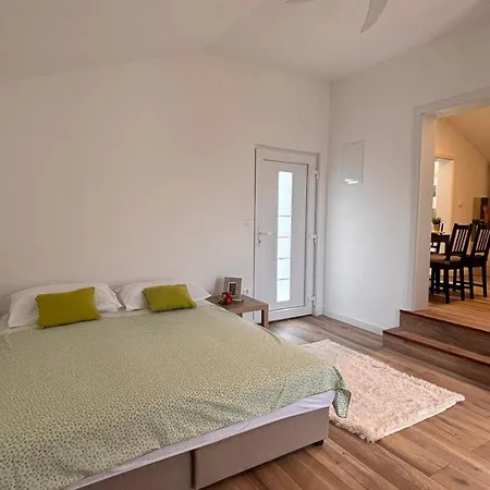 House With A Parking Space Okrug Gornji, Ciovo - 23416 Holiday home